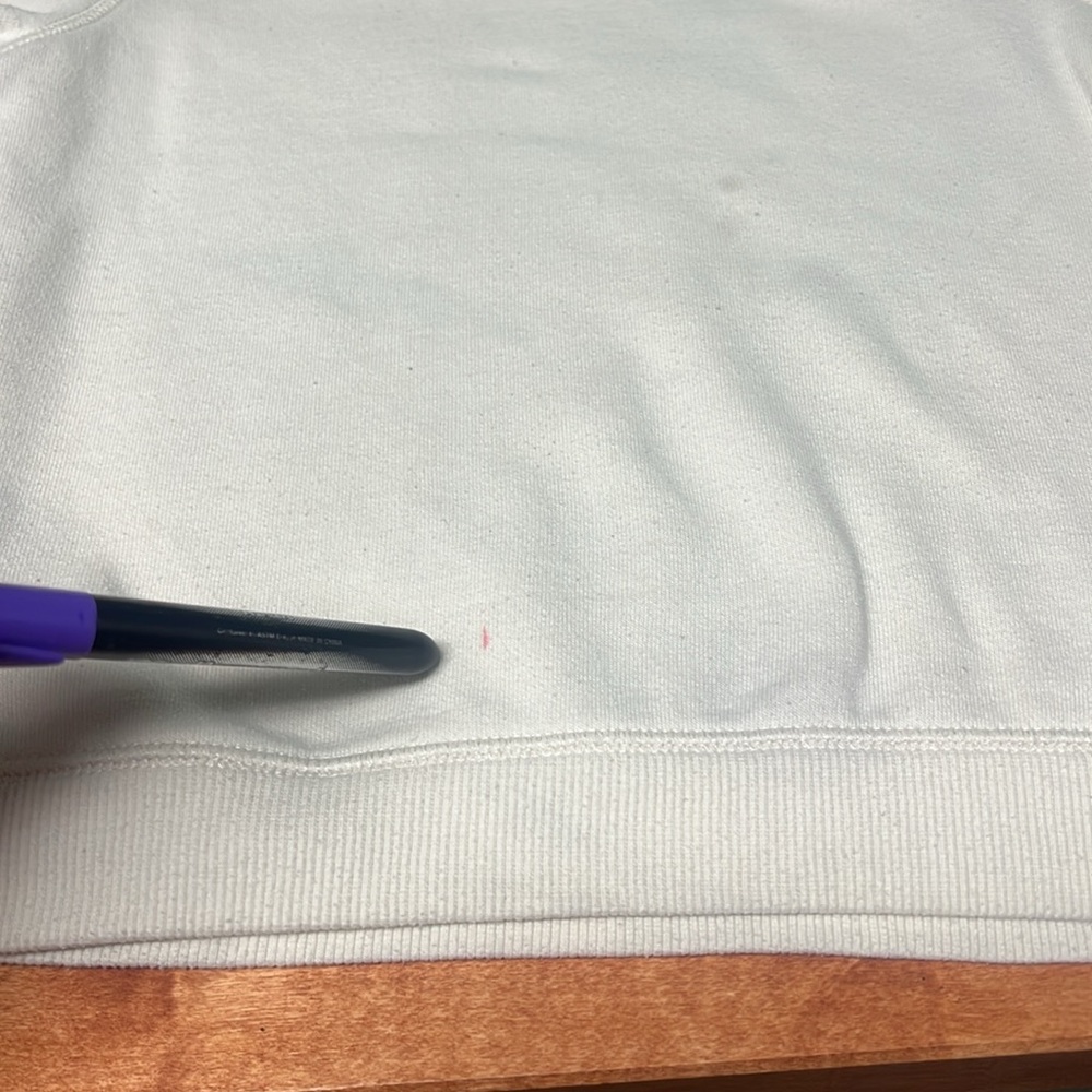 The North Face Kids Cream Small (7-8) sweatshirt, FLAWED. See description/pics - Picture 7 of 7